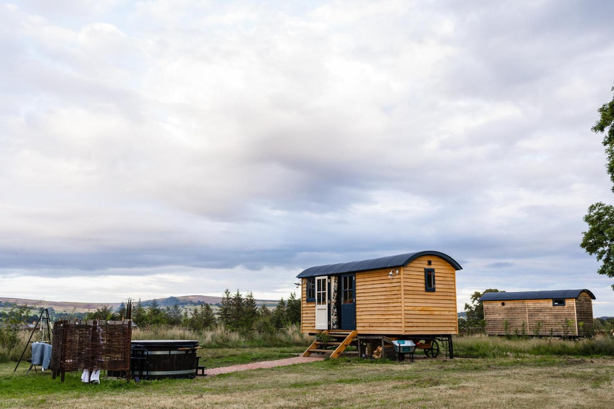 Apartment Toadland Shepherd Huts