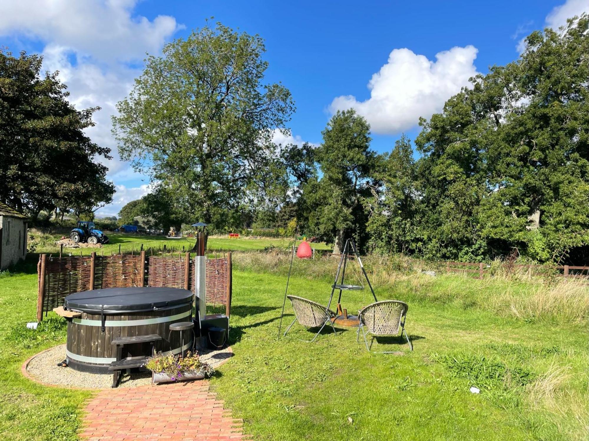 Toadland Shepherd Huts Apartment Durham