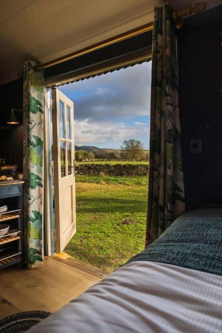 Apartment Toadland Shepherd Huts Durham